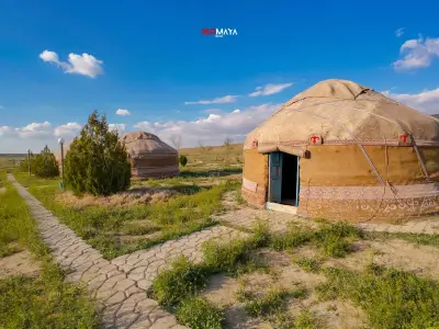 Dinner in a traditional yurt